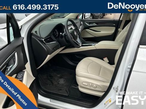 Used 2024 Buick Enclave Essence w/ Experience Buick Package FWD image 15