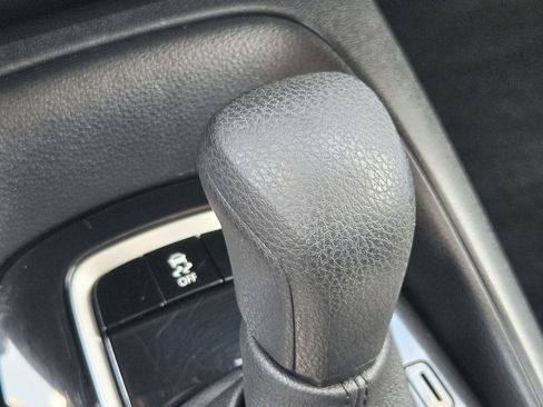 Used 2024 Toyota Corolla LE FWD image 21