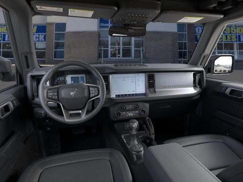 New 2025 Ford Bronco Badlands w/ Sasquatch Package AWD/4WD image 9