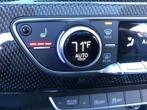 Used 2020 Audi S4 Premium Plus w/ Premium Plus Package image 29