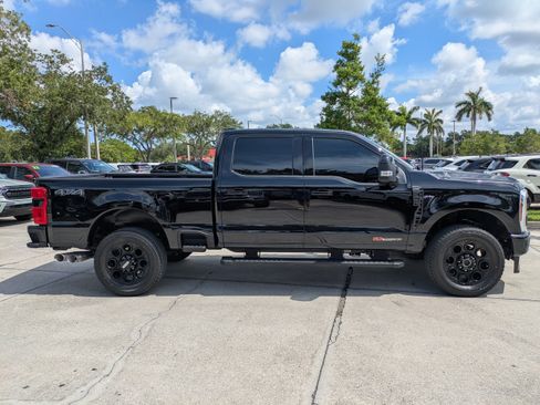 Certified 2024 Ford F250 Lariat w/ Lariat Ultimate Package AWD/4WD image 3