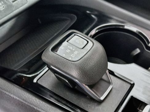 Used 2023 Nissan Rogue S FWD image 24