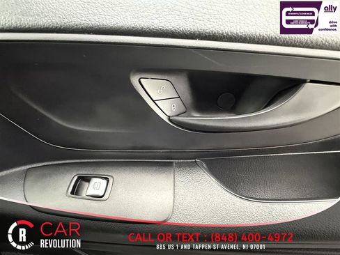 Used 2019 Mercedes-Benz Metris image 25