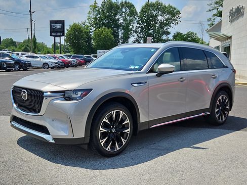 Used 2024 MAZDA CX-90 Plug-In Hybrid w/ Premium Plus AWD/4WD image 3