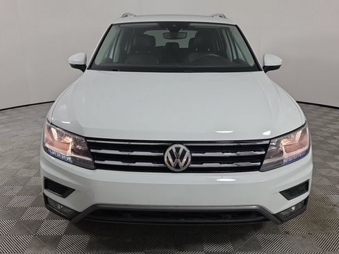 Used 2021 Volkswagen Tiguan SEL FWD image 2