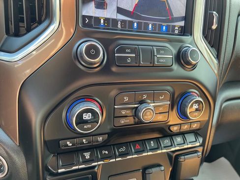 Used 2023 Chevrolet Silverado 2500 High Country AWD/4WD image 23