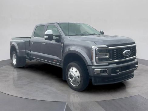 Used 2024 Ford F450 Platinum w/ FX4 Off-Road Package image 9