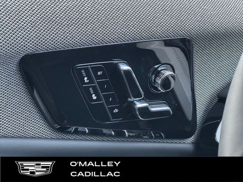 New 2026 Cadillac Optiq Sport 1 image 22