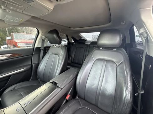 Used 2014 Lincoln MKZ w/ Equipment Group 102A Reserve FWD image 8