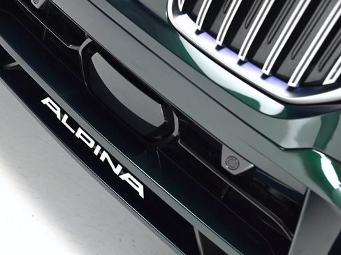 Used 2025 BMW ALPINA XB7 AWD/4WD image 33
