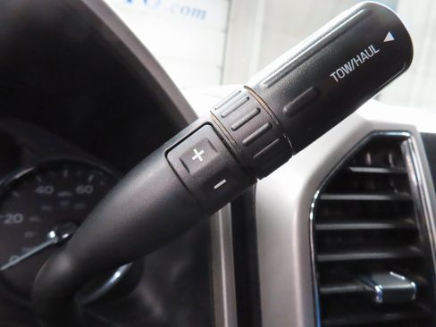 Used 2019 Ford F350 Lariat image 57