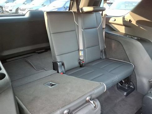 Certified 2025 Cadillac Escalade Sport AWD/4WD image 24