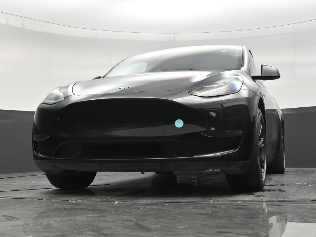 Used 2024 Tesla Model Y Long Range RWD image 26