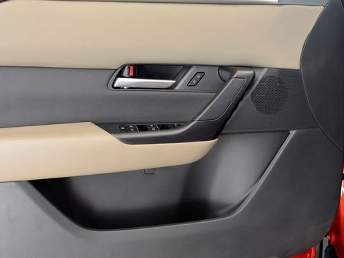 Certified 2025 MAZDA CX-50 AWD 2.5 S w/ Accent Package image 14