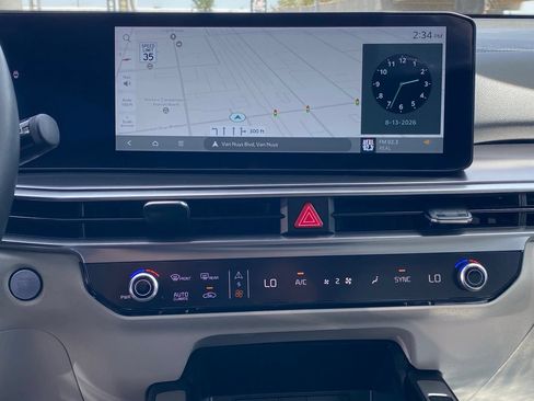 Used 2025 Kia Sorento S w/ Panoramic Sunroof Package FWD image 20