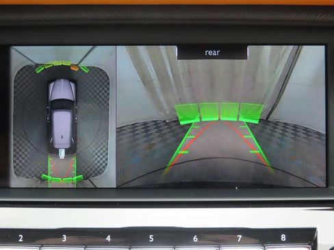 Certified 2023 Rolls-Royce Cullinan w/ Cullinan Package image 15