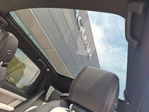 New 2026 Land Rover Discovery Sport Landmark AWD/4WD image 10