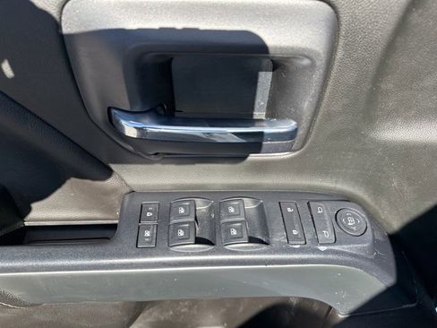 Used 2018 Chevrolet Silverado 1500 LT w/ All Star Edition image 8