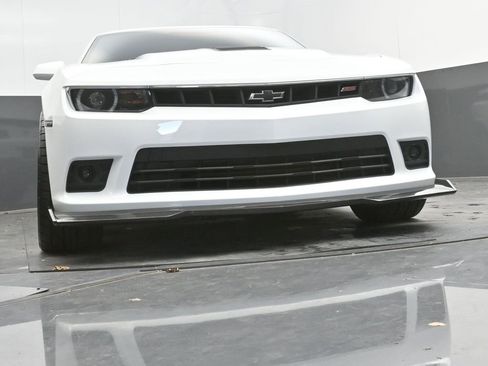 Used 2014 Chevrolet Camaro SS w/ SS Performance Package image 24