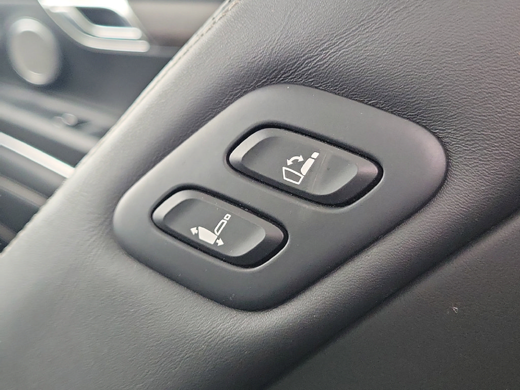Used 2023 Genesis GV80 3.5T AWD/4WD image 16