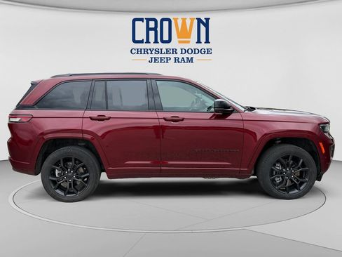 Used 2024 Jeep Grand Cherokee Limited 4xe AWD/4WD image 2