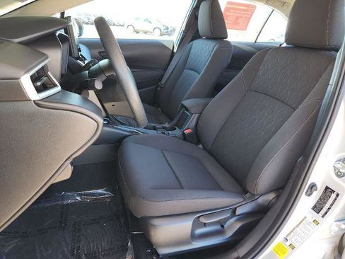 Used 2025 Toyota Corolla LE image 12