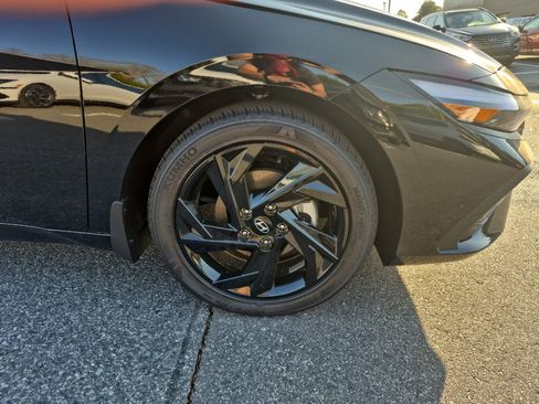 New 2026 Hyundai Elantra Sport FWD image 11