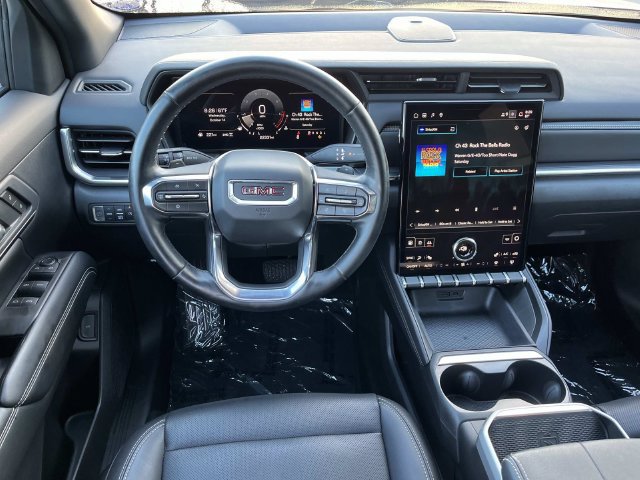 Used 2026 GMC Terrain Elevation w/ Elevation Premium Package AWD/4WD image 12