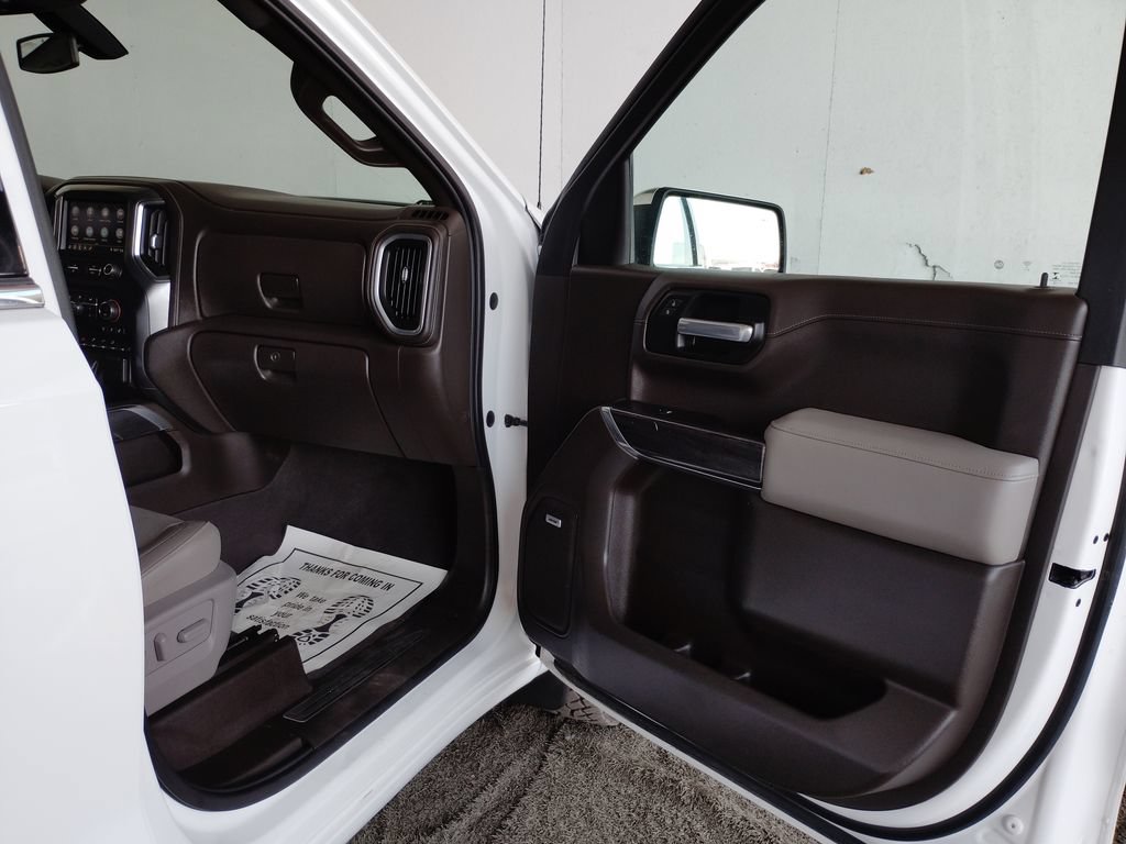 Used 2019 Chevrolet Silverado 1500 LTZ w/ LTZ Plus Package AWD/4WD image 10