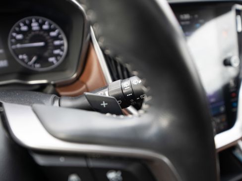 Used 2021 Subaru Outback Touring w/ Popular Package #2 image 14