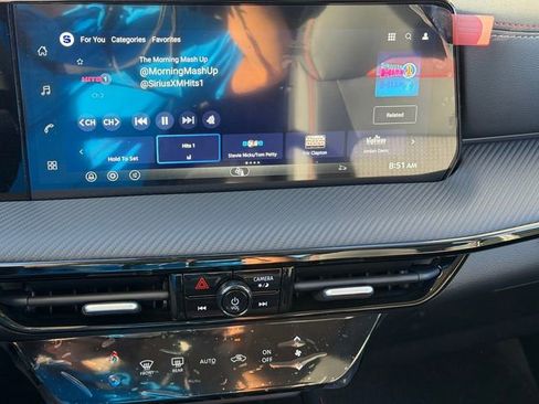 New 2026 Nissan Kicks SR FWD image 19
