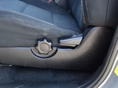 Certified 2020 Toyota Tacoma SR5 RWD image 17