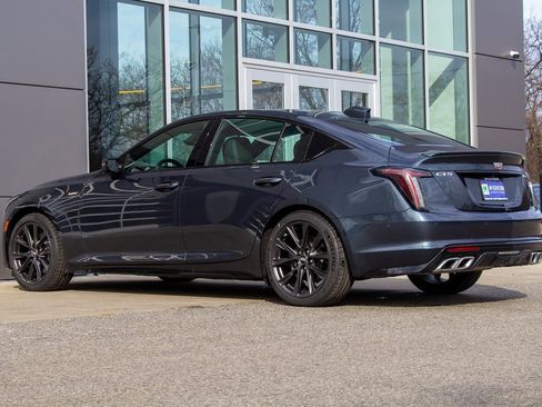 Used 2025 Cadillac CT5 V image 8