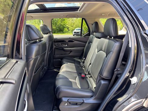 Used 2025 Honda Pilot Touring image 30