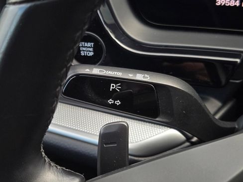Used 2024 Porsche Cayenne AWD/4WD image 24