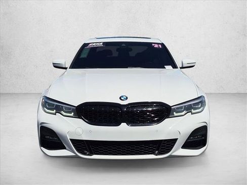 Used 2021 BMW 330i Sedan w/ M Sport Package RWD image 2