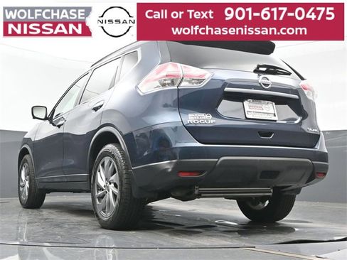 Used 2015 Nissan Rogue SL w/ SL Premium Package image 25