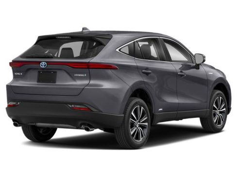 Used 2022 Toyota Venza LE AWD/4WD image 2
