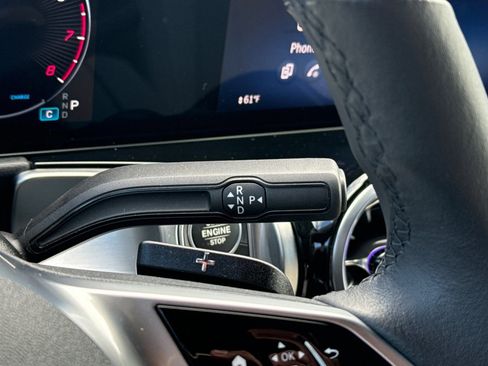 Certified 2025 Mercedes-Benz GLB 250 4MATIC image 24