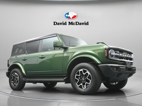 Used 2025 Ford Bronco Outer Banks image 22