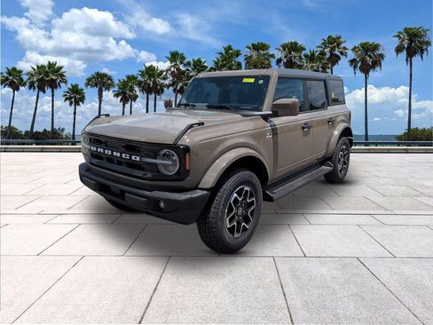 New 2026 Ford Bronco Outer Banks AWD/4WD image 3