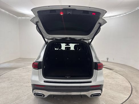 Used 2021 Mercedes-Benz GLB 250 image 26
