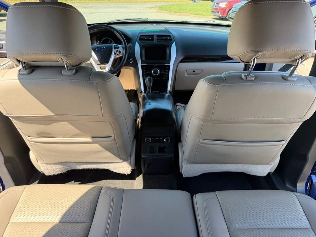 Used 2014 Ford Explorer Limited w/ Equipment Group 302A FWD image 33