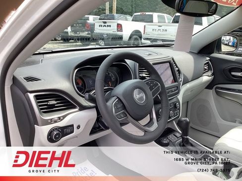 Used 2022 Jeep Cherokee Latitude Lux w/ Sun & Sound Group AWD/4WD image 29