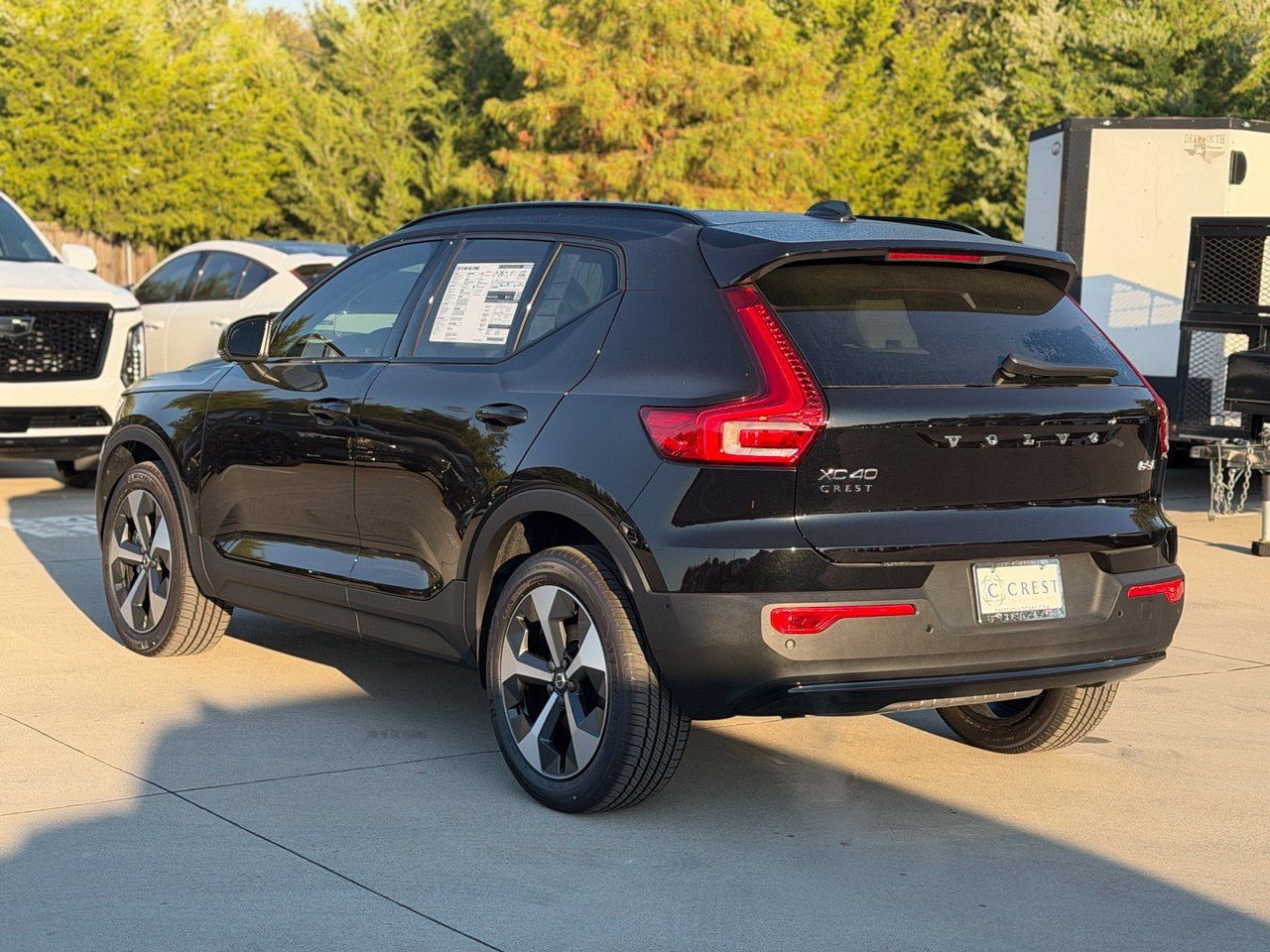 New 2026 Volvo XC40 B5 Plus w/ Protection Package Premier AWD/4WD image 5