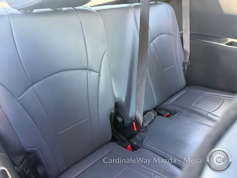 Used 2024 Buick Enclave Premium AWD/4WD image 17