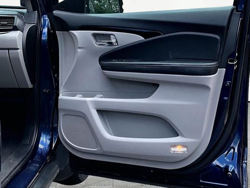 Used 2018 Honda Ridgeline RTL-E image 23