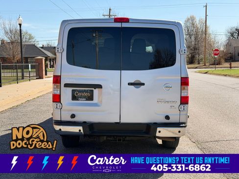 Used 2017 Nissan NV 3500 SL RWD image 11