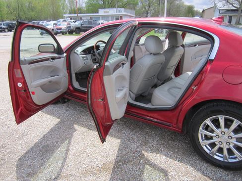 Used 2009 Buick Lucerne CXL w/ Driver Confidence Package image 9