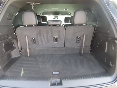 Used 2025 Chevrolet Traverse LT AWD/4WD image 30